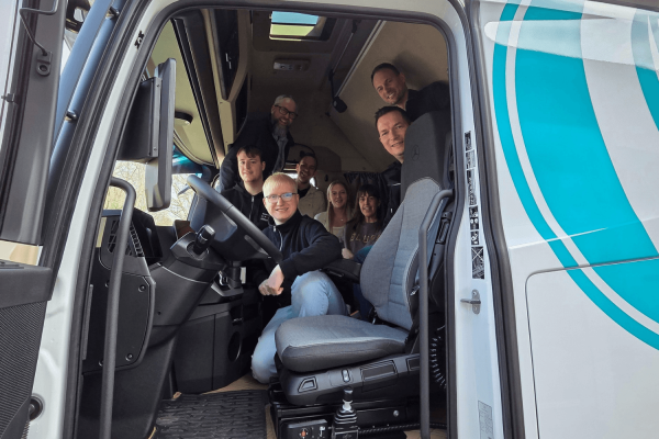 RETRALOG Website Karriere Header LKW Fahrer 1500x1000px